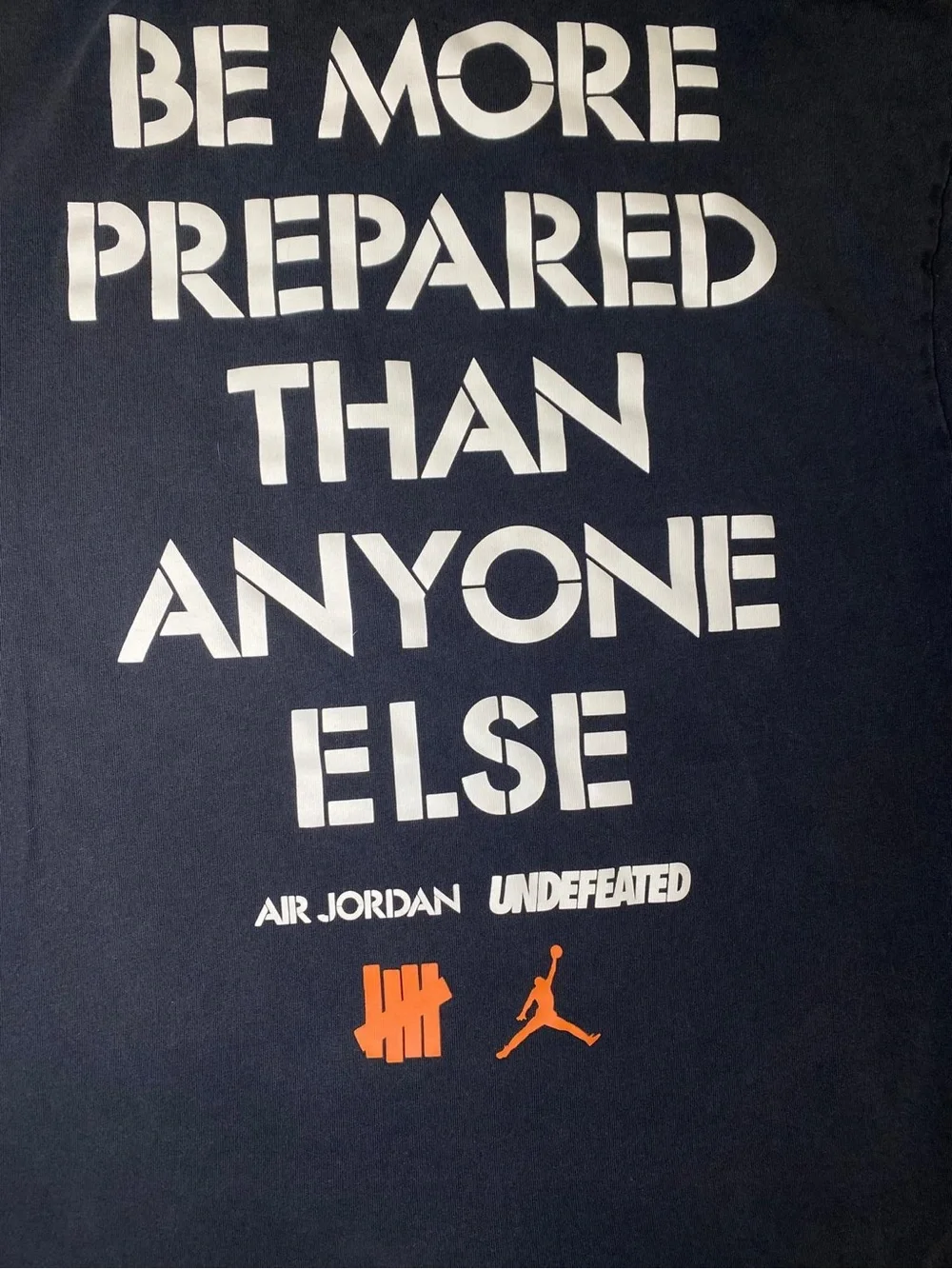 Jordan x Undefeated Strikes Graphic Tee Mens M Black 